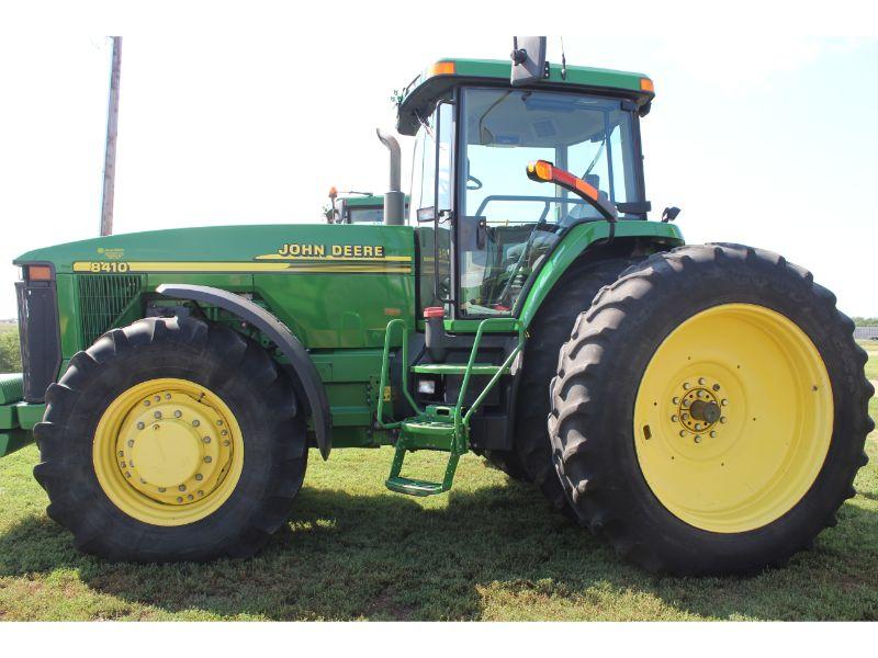 2001 JD 8410 MFD diesel tractor