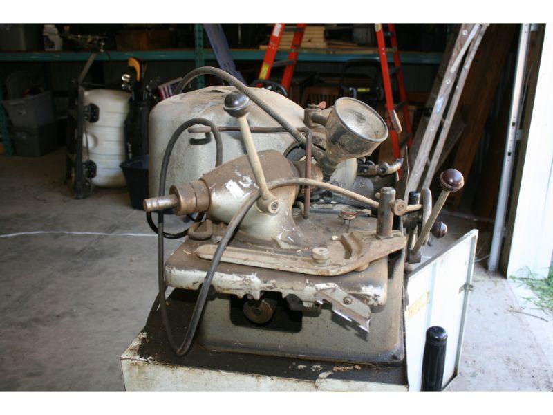 Sioux Md. 645L Valve Grinder w/Access. Cabinet