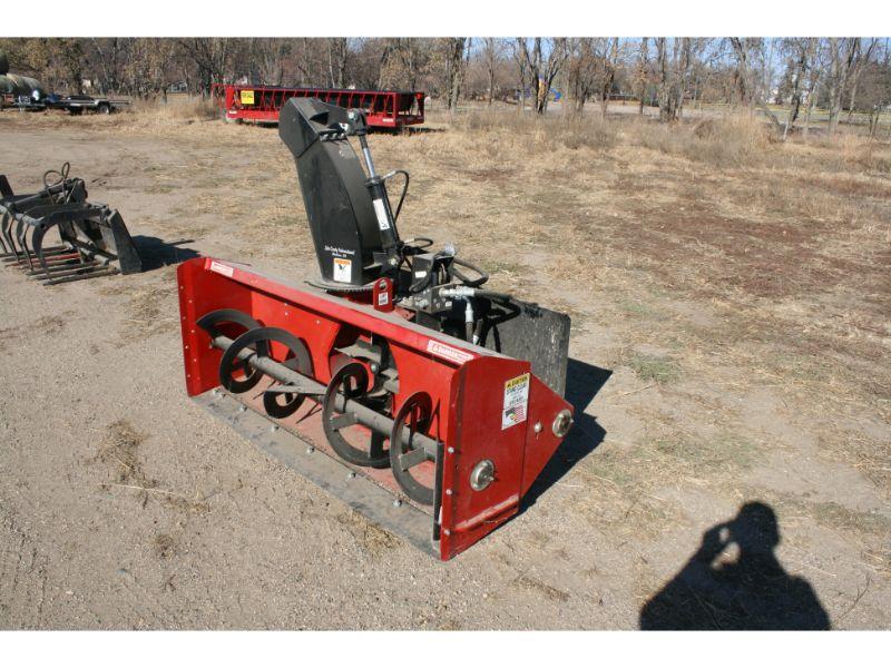 Red Devil Front Universal Mt. M2S306 snow blower