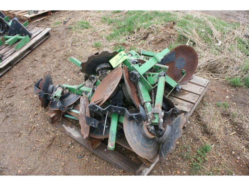 Deere Farrow Openers