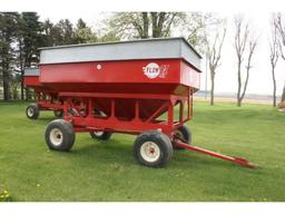 EZ Flow 300 Bu. Gravity Wagon