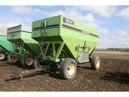 Parker 525 Bu. Gravity Wagon