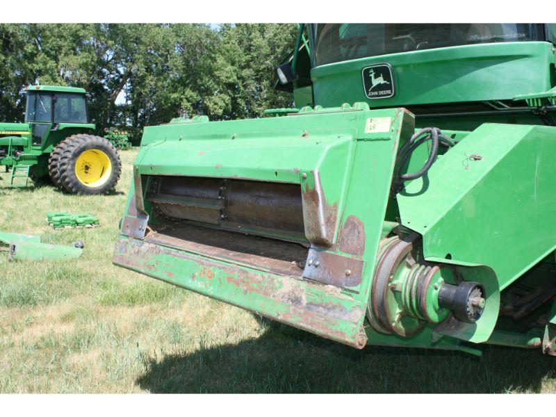 1995 JD 9500 Combine