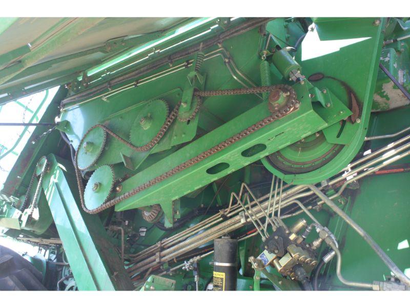 1995 JD 9500 Combine