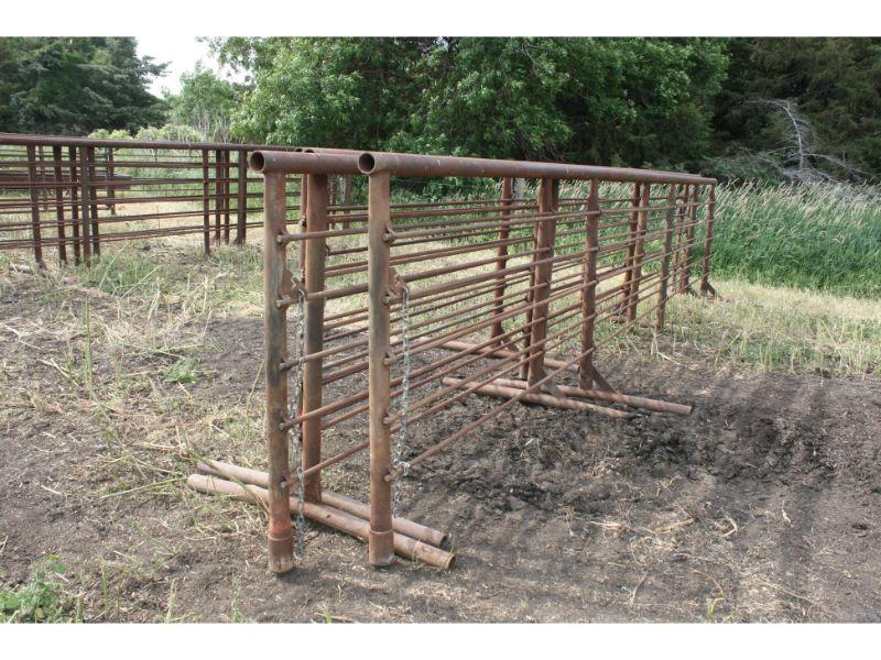 5 - 24’ Freestanding Well Pipe Livestock Panels