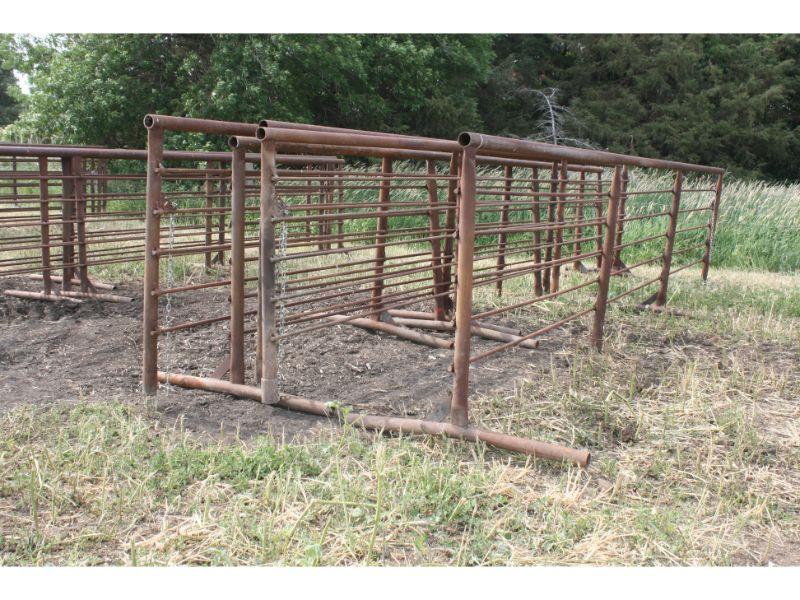 5 - 24’ Freestanding Well Pipe Livestock Panels