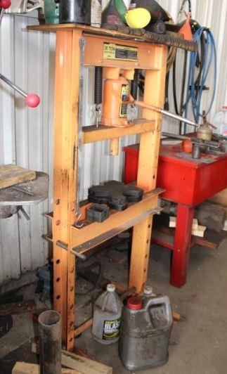 Central Hydraulics 20T Hyd. Shop Press