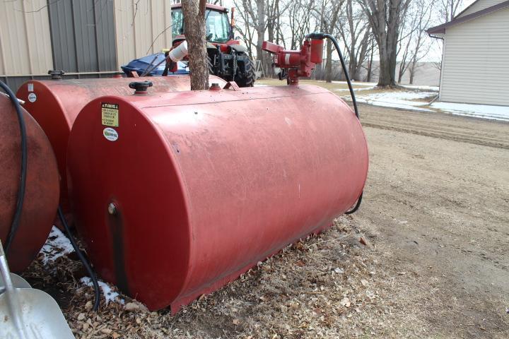 500 Gal. Fuel Tank w/ Elec. Pump