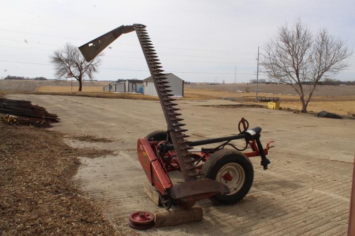 IH 1100 PT Sickle Mower