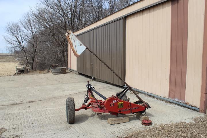 IH 1100 PT Sickle Mower