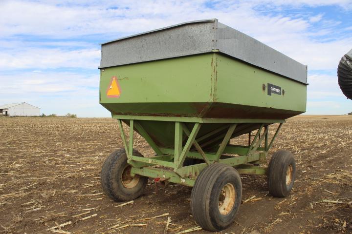 Parker 300 bu. Gravity Wagon