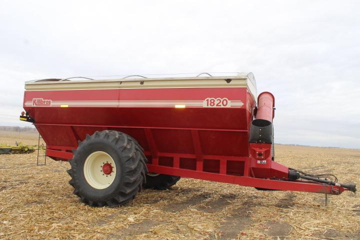 Killbros #1820 Grain Cart, Holds 950 Bu., VG Cond., SN: D44540147, One Owner