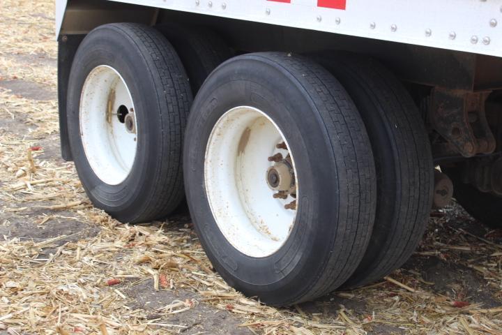 Jet Alum. 42 Ft. Grain Trailer, Exc., 2011