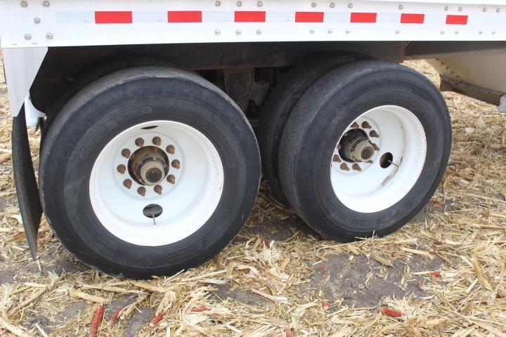 Jet Alum. 42 Ft. Grain Trailer, Exc., 2011