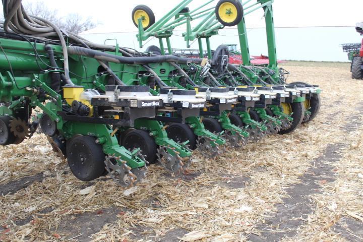 JD 1770NT 24R30 Planter w/ CCS Seed Del. System, One Owner, SN: 1A1770CLEM755720 (2014)