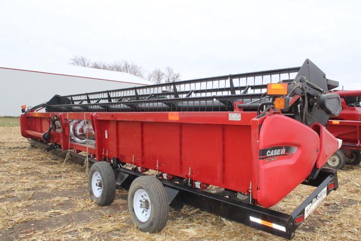 Case IH 3020 Terraflex 35 Ft. Bean Head, One Owner, SN: YB2L57399, (2011)