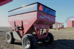 Demco 365 Posi-Flow Gravity Wagon w/ Lights on 12T HD Gear w/385/65R22.5 Tires