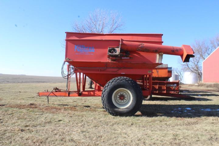 Killbros Mdl. 475 Grain Cart w/12 In. Unl. Auger & 23.1 Diamond Tread Tires