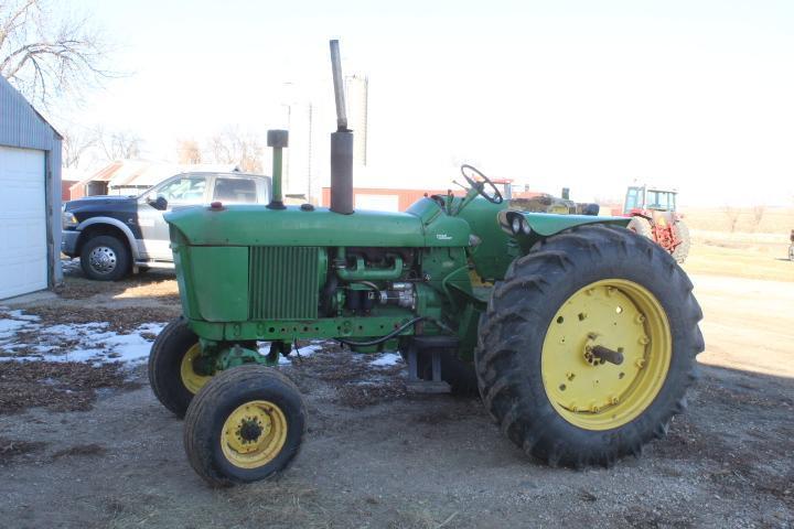 JD 3020 Dsl. Tractor, 3 Pt. w/Quick-tach Hitch, VG 16.9-38 In. Tires, New Seat, (1965)