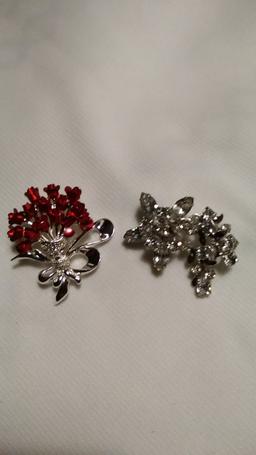 Lot of 2 Vintage Brooches