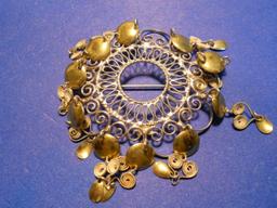 Vintage Gold Tone Brooch