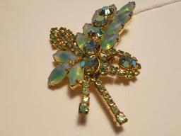 Vintage Rhinestone Brooch