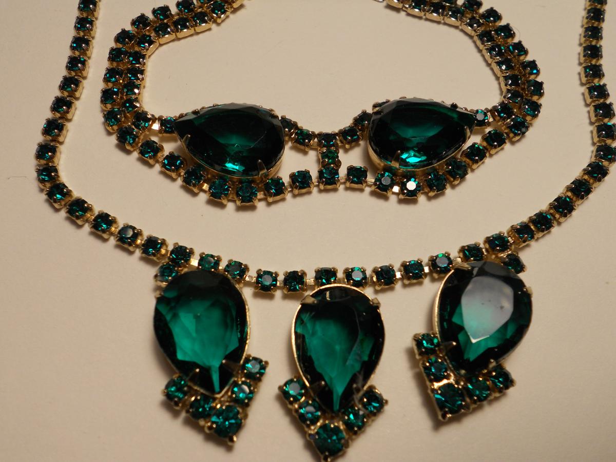 Set Vintage Rhinestone Necklace and Bracelet