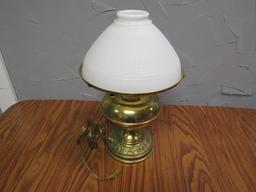 Lamp gold Tone, White Shade