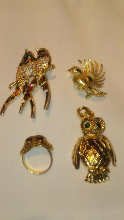 Lot of 4 Colorful Avian Pin and Brooch and Emerald and Ruby Eyed Owl Pendant and Ring