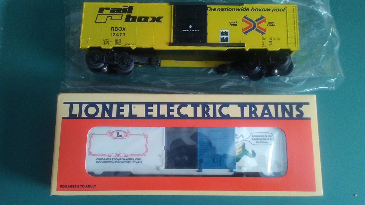 Williams Railbox Boxcar and Lionel Learning Center Boxcar