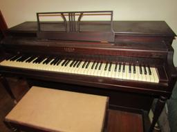 Lester, Betsy Ross Spinet Piano and Bench