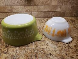 2 Sets Pyrex, 1 Green, 1 White/Rooster