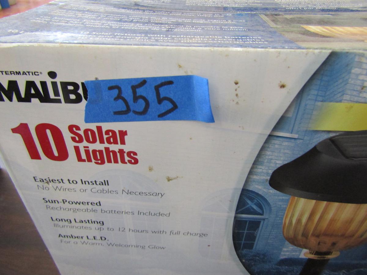 Malibu, 10 Solar Lights, New in Box