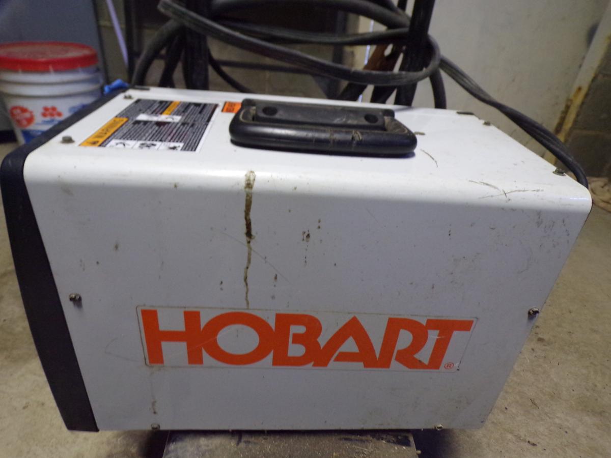 HOBART Welder Gasless 115 Volts