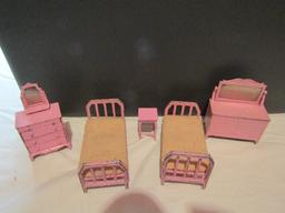 Lot of Metal Tootsie Dollhouse Furniture