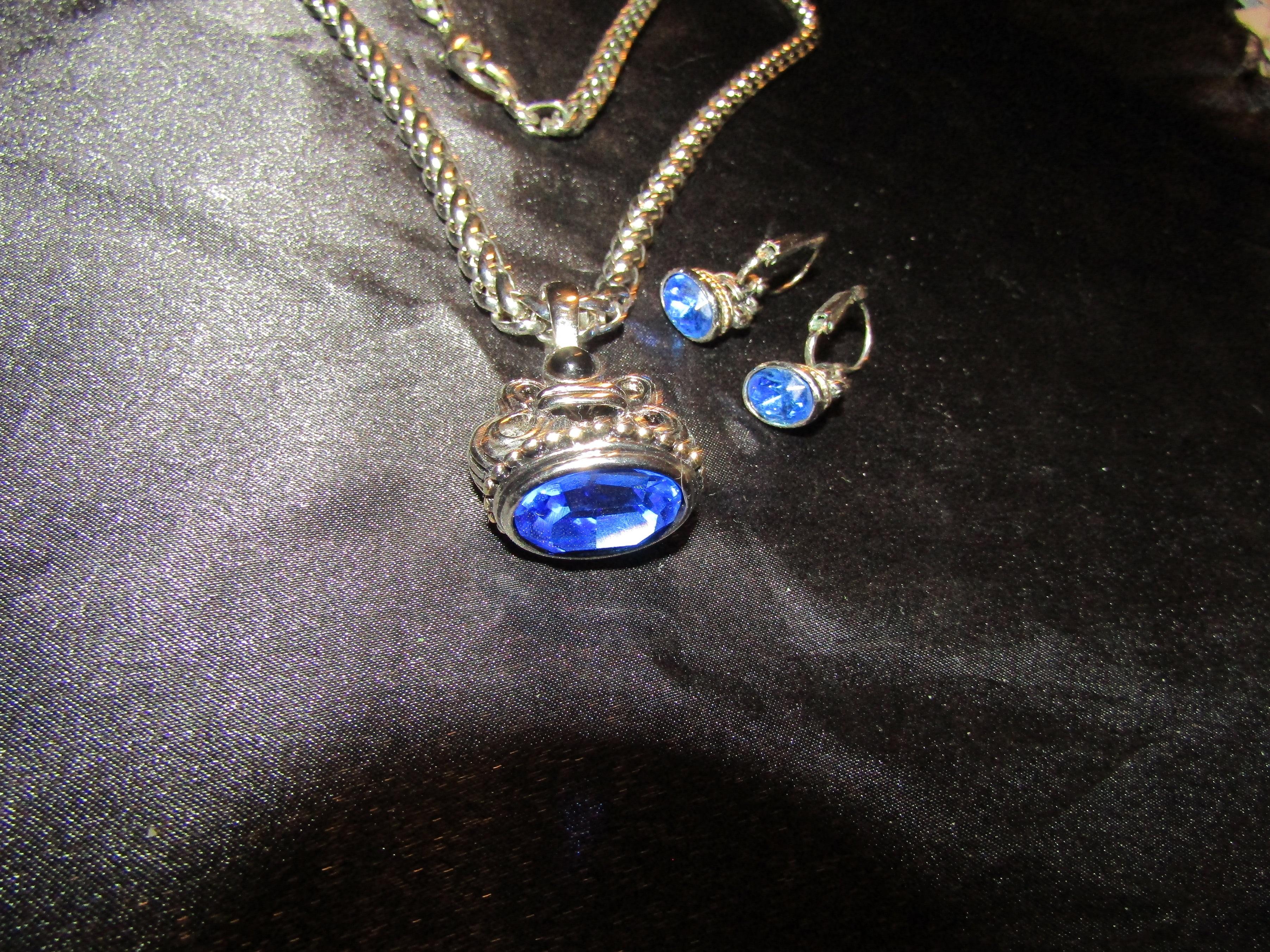 Vintage Large Blue Glass Cabochon Necklace and Earrings