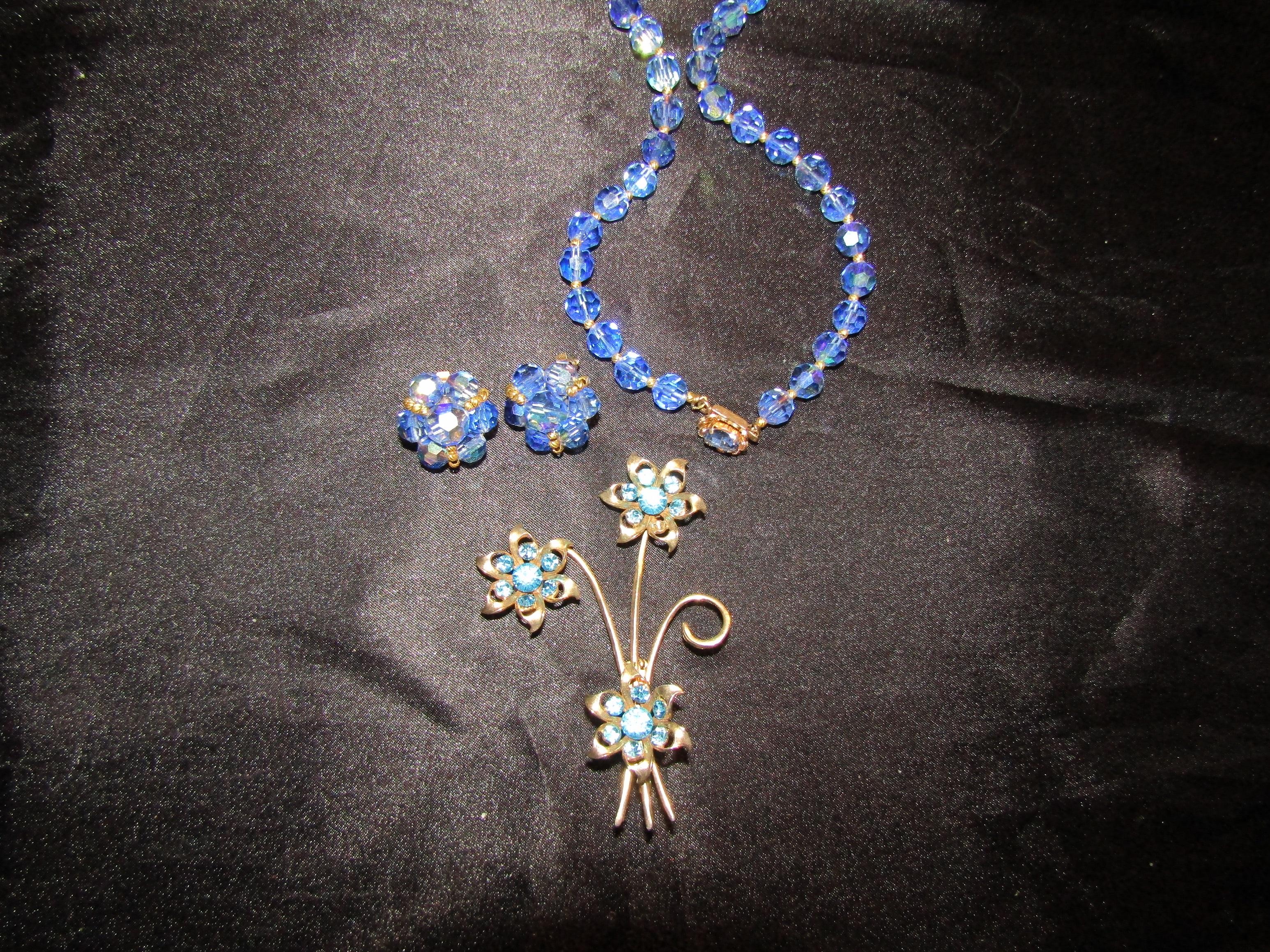 Vintage Crystal/Glass Blue Necklace Set and Vintage Brooch