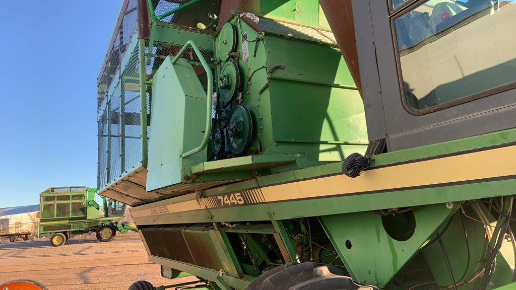 1994 Jb 7445 Cotton Stripper