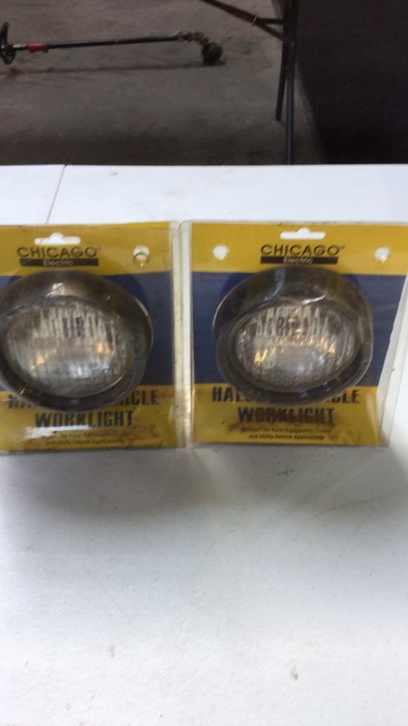 Pair of vehicle work lights