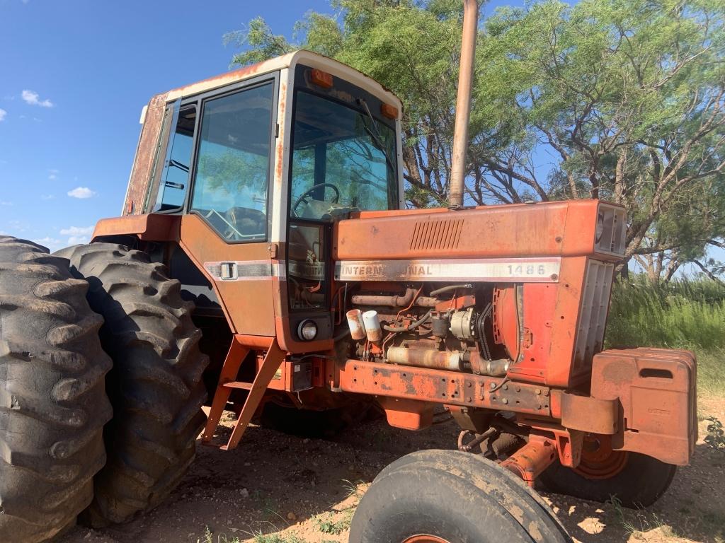 1979 IH 1486 Tractor