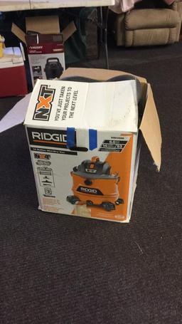 Ridgid 14 gal wet/dry vac