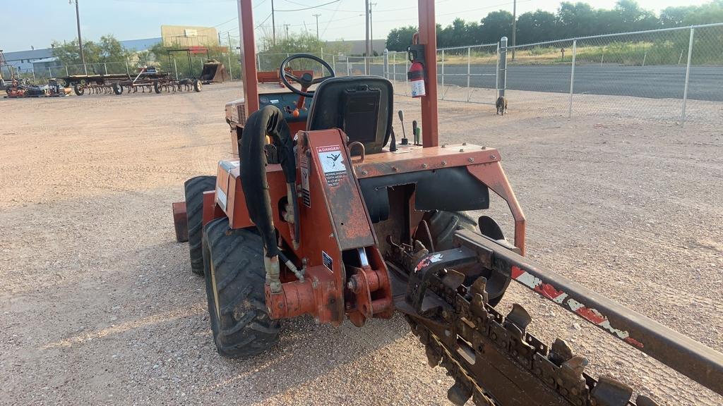 Ditch Witch 3700 Riding ditcher