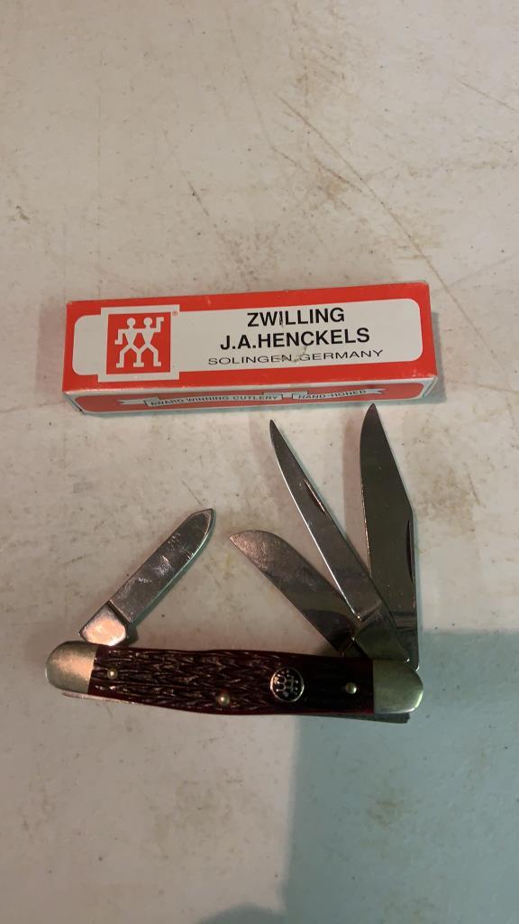 ZWILLING. J.A. HENCKELS 4-blade Knife