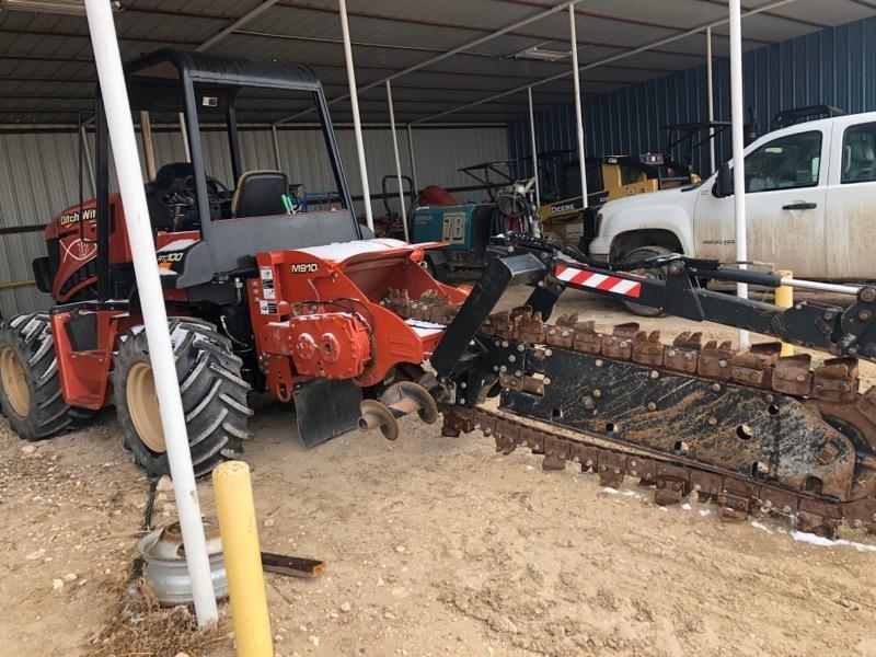 2014 Ditch Witch RT100 Trenching Machine