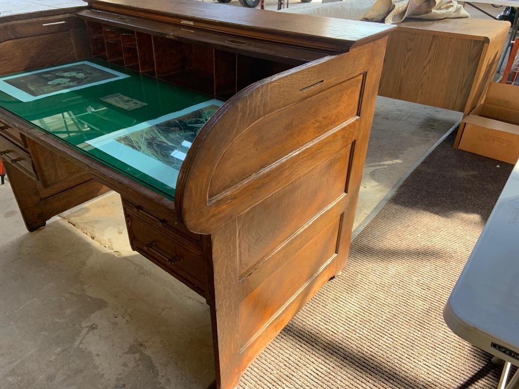 1880’s A.H.Andrews&Co Roll Top Desk