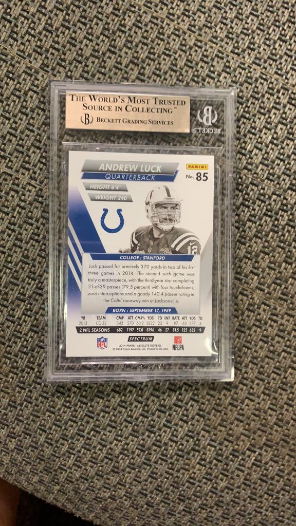 2014 Absolute Spectrum Gold #85 Andrew Luck