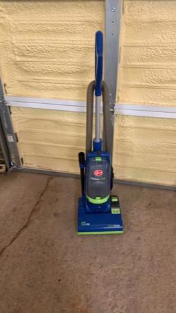 Hoover NanoLite vacuum cleaner