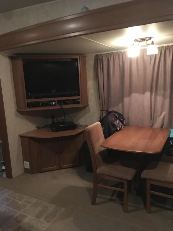 2011Open Range 316RLS 31' Travel Trailer