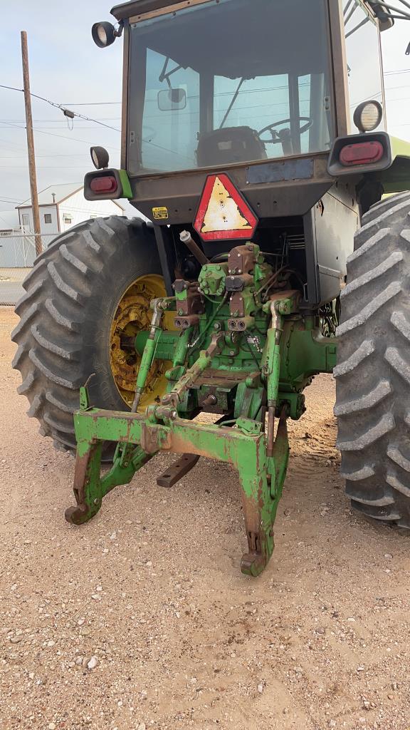 JD 4850 MFWD Tractor