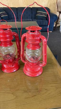 Lot of 3 red lanterns